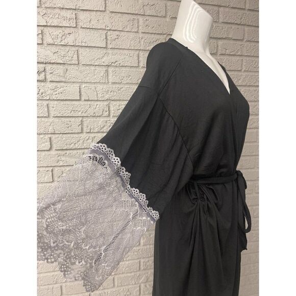 Flora by Flora Nikrooz Black & Silver Lace Robe Size L NWT - Picture 7 of 11